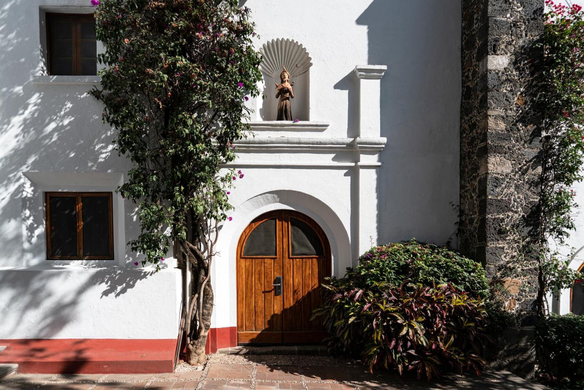 Posada Del Tepozteco - Hotel & Gallery Tepoztlan Exterior photo