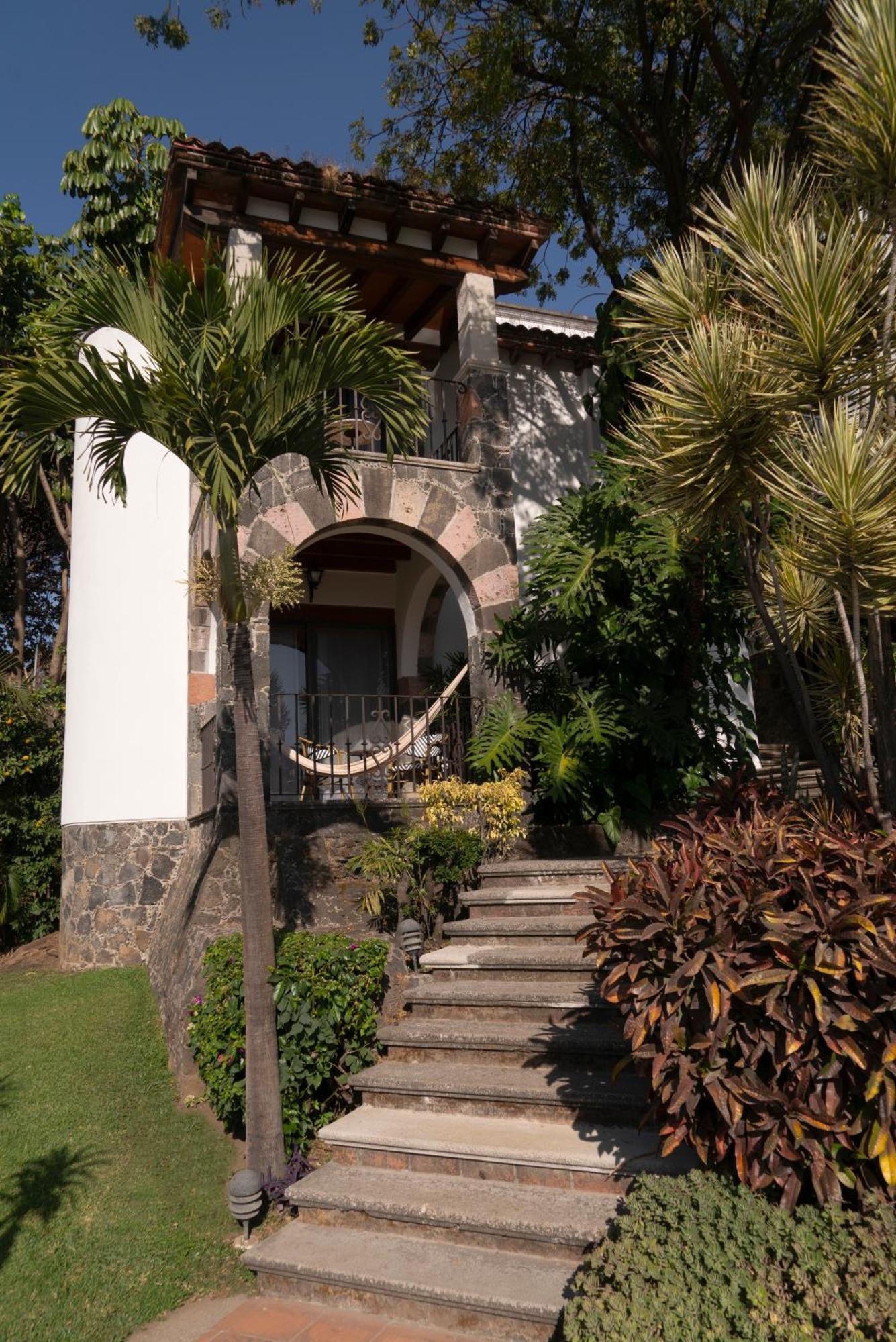 Posada Del Tepozteco - Hotel & Gallery Tepoztlan Exterior photo